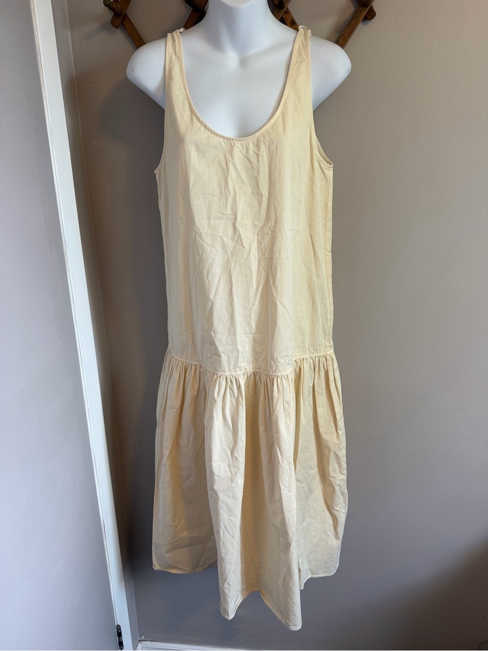 Zara Cream Cotton Open Back Gathered Midi Dress NWT Size S flaw read